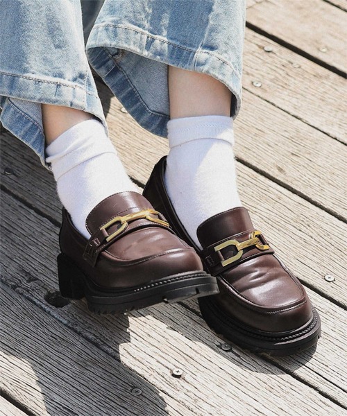 titivate（ティティベイト） ローファー 厚底ビット付きローファー