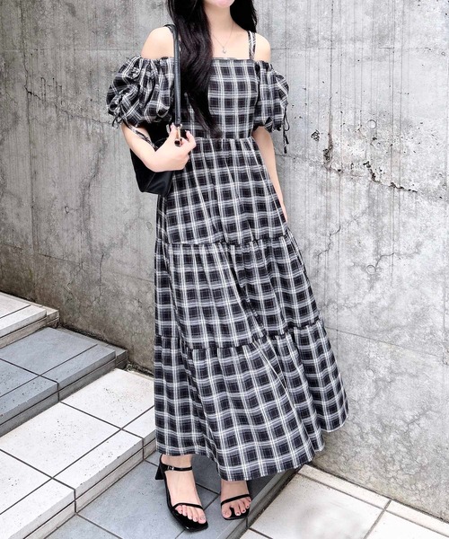 慈雨 チェック柄 半袖ワンピース INGNI（イング） ワンピース 2Wayオフショルチェック柄ティアード