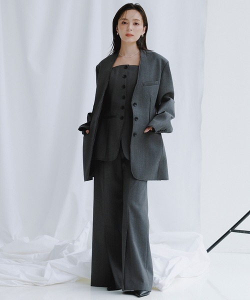 【新品タグ付未開封】2025✨️アニュアンス センター スリットストレート パンツ anuans（アニュアンス） スラックス パンツ センタースリット