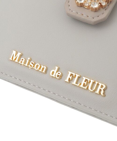 Maison de FLEUR（メゾンドフルール） パスケース 配色ビジュー