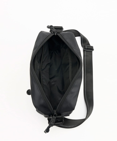 (美品)   ブラック ボディバッグ　ウエストポーチ GUESS（ゲス） ウエストポーチ MILANO Bumbag S ボディバッグ メンズ