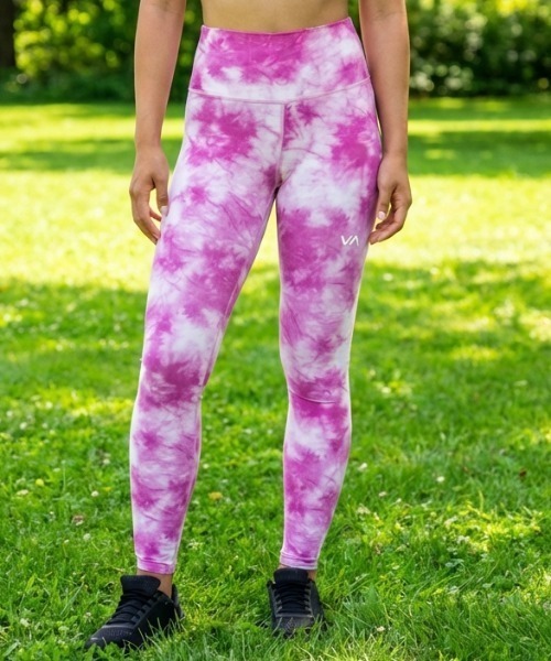 レギンス スパッツ 「RVCA/ルーカ」「ROSE NAMAJUNAS」 THUG ROSE ESSENTIAL LEGGING/吸水速乾　総柄　ハイウエスト　レギンス・スパッツ レディース