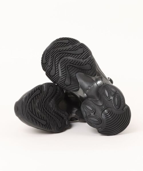 adidas（アディダス） スニーカー OZVENUZ W オズヴィーナス W JS2468