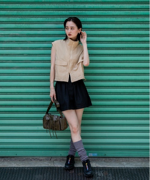ad thie ベスト ジレ スタンドカラー ナイロンショートベスト