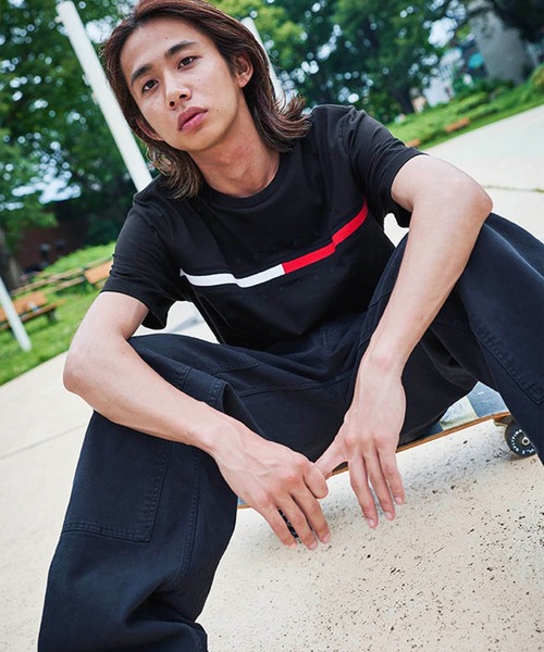 TOMMY HILFIGER（トミー・ヒルフィガー） tシャツ 「オンライン限定