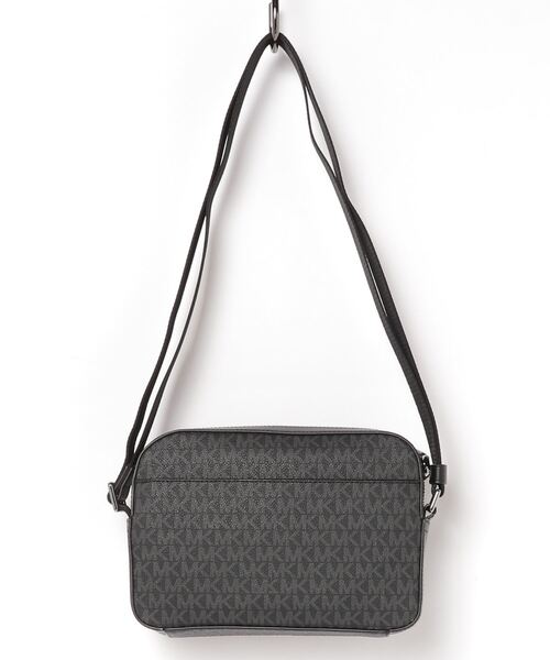 MICHAEL KORS シボ革ブラックショルダーバッグ MICHAEL KORS（マイケルコース） ショルダーバッグ FREE ブラック