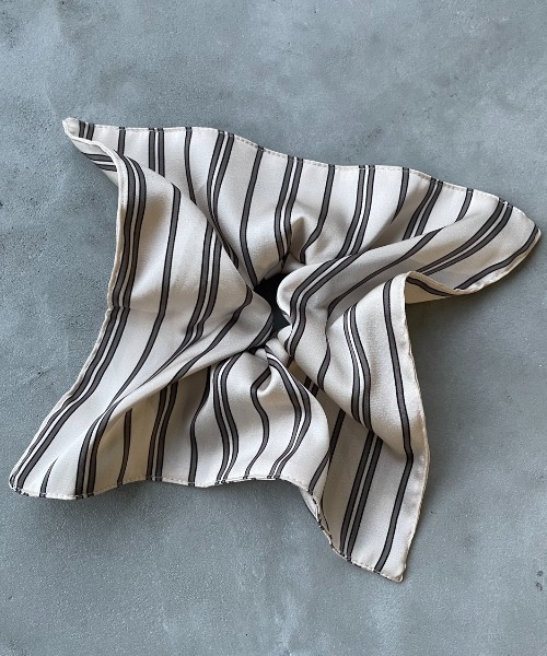 黒と白ストライプ シュシュ Amazon | ストライプ柄シュシュ（リボン付き） 黒/白 YS-4233