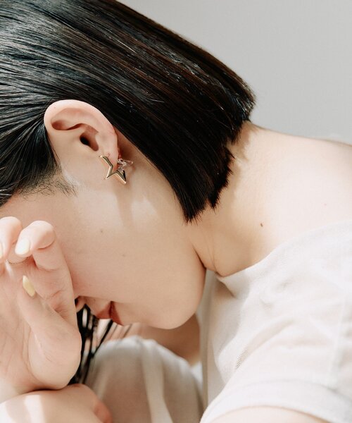 ear PAPILLONNER（イア パピヨネ） ピアス 「WEB限定」ハーフカラー