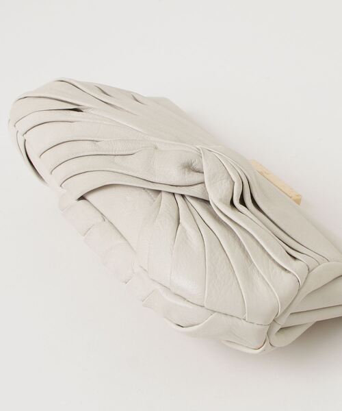 「ANYA HINDMARCH」 クラッチバッグ - ベージュ レディース_画像3