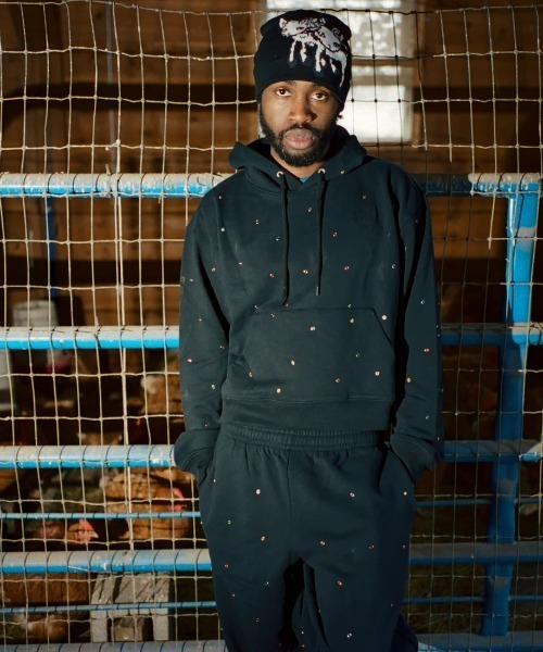 日本未入荷【Sky High Farm Workwear】 スタッズフーディニット Sky High Farm Workwear パーカー STUDDED HOODIE KNIT メンズ