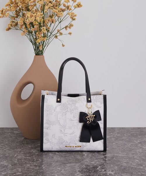 Maison de FLEUR トートバッグ フラワーガーデンプリント2Way