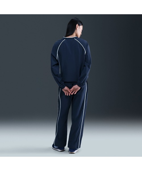 NIKE（ナイキ） コート アウター NSW WR プルオーバー レディース