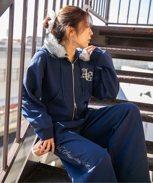 パーカー 「ファー付×ストーンロゴ」冬映え ストリート 裏起毛ショート