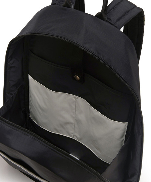 LeSportsac（レスポートサック） デイバック リュック AT AVENUE