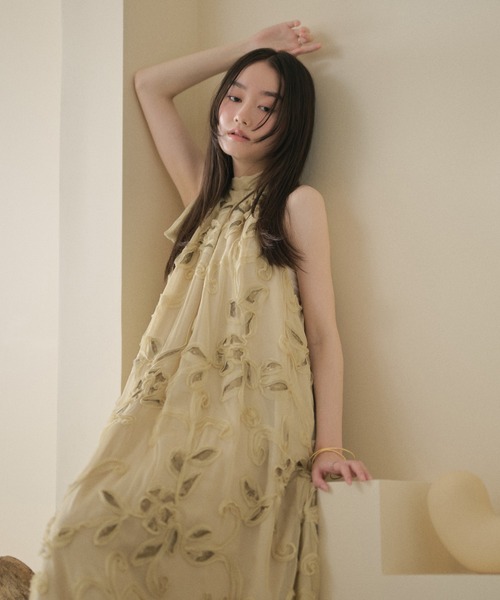 ワンピース chiffon ribbon halterneck embroidery dress /シフォン