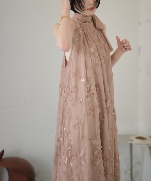 上品✨  ロングドレス　ワンピース　ボウタイリボン　刺繍 ワンピース chiffon ribbon halterneck embroidery dress /シフォン