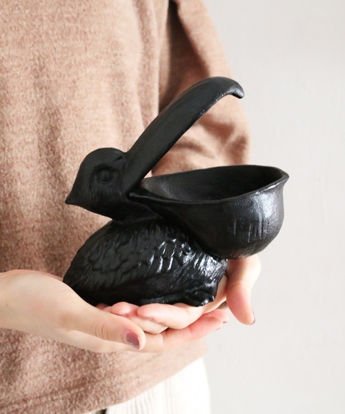 確認用 ペリカン 小物入れ 毛づくろいをする水鳥 バードオブジェ