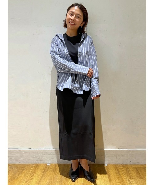 【関税込み】Burberry ブラック ミディ ペンシルスカート Burberryのブラック ミディ ペンシルスカートがセール中