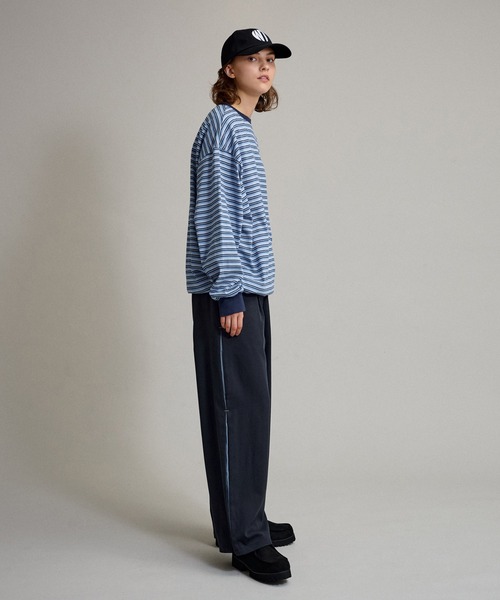 トップス YXNGBRATZ LOGO BORDER LONG TEE YXNGBRATZ LOGO BORDER LONG TEE トップス