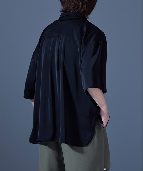 Ellno Loset シャツ レースアップスキッパードレープシャツ