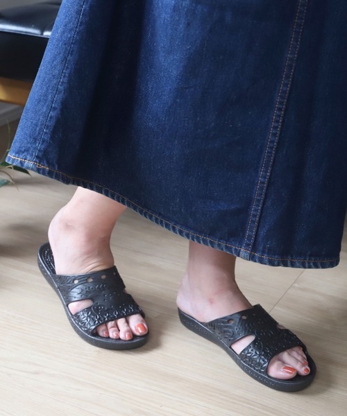 BACKYARD FAMILY（バックヤードファミリー） サンダル ロコゾウ