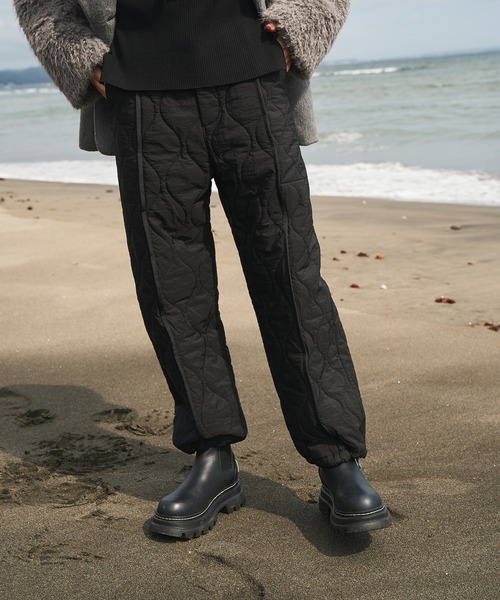 OMMO（オーエムエムオー） パンツ QUILTING BALLOON PT レディース