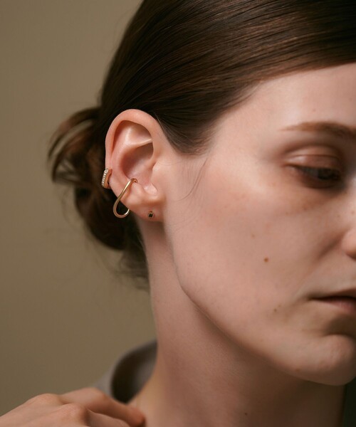 ete k18wg 正方形ピアス ete bijoux（エテ ビジュー） ピアス 「ピース」 K18YG サファイア