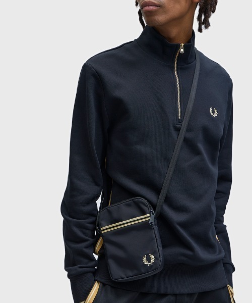 FRED PERRY（フレッドペリー） ショルダーバッグ 先行予約受付中