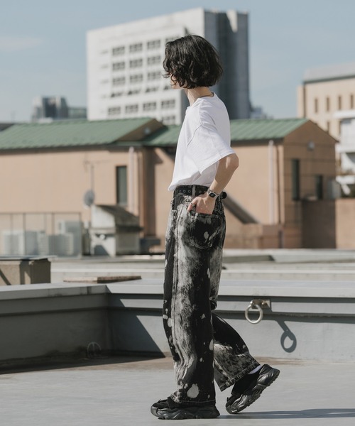 Theater code ワイドパンツ ジーンズ Bleach-washed Wide-leg Denim