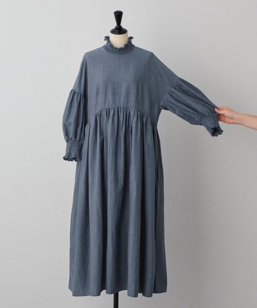 BEARDSLEY（ビアズリー） ワンピース モックネックシャーリング