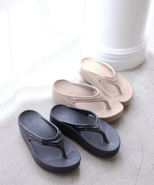 OOFOS ウーフォスSLOBE IENA 別注 ウーメガ サンダル W7 SLOBE IENA（スローブイエナ） ウーメガ 厚底 リカバリーサンダル