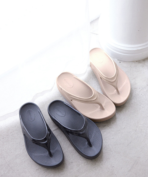 SLOBE IENA（スローブイエナ） ウーメガ 厚底 リカバリーサンダル