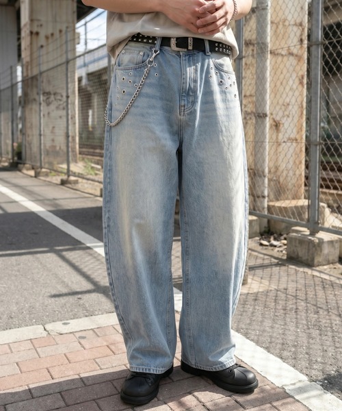 ジーンズ A'GEM/9 × .kom 「A'gem/エージェム」スタッズデザインカーブデニムパンツ メンズ レディースの画像