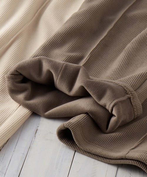 Viola e Viola（ヴィオラ エ ヴィオラ） カーゴパンツ 毛布のような