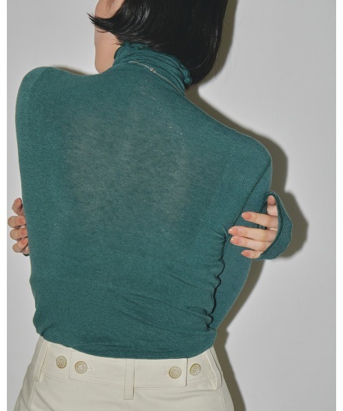 トゥデイフル】新品未使用 タートルネック アンゴラ混 厚手ニット トゥデイフル】新品未使用 タートルネック アンゴラ混 厚手ニット