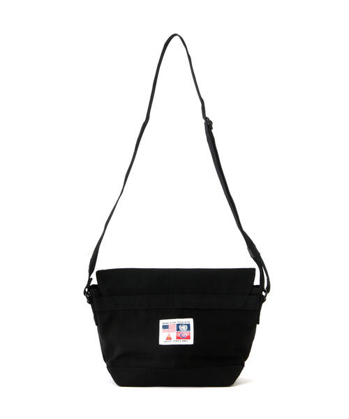 美品✨️　AVIREX　レザー　巾着　ショルダーバッグ　黒 AVIREX ショルダーバッグ MINI SHOULDER BAG ”TOP GUN” / ミニ