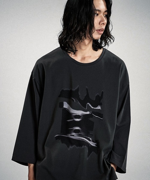 NO ID.（ノーアイディー） tシャツ 「NO ID.」Distortion Print 3/4