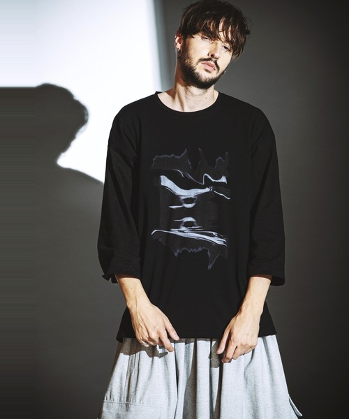 NO ID.（ノーアイディー） tシャツ 「NO ID.」Distortion Print 3/4