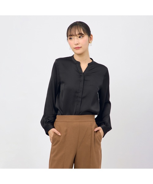 AOYAMA ブラウス シャツ 華やかさが目を引く微光沢素材!取り外しタイ付