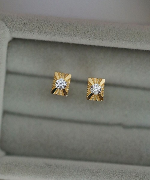 yu-ka ピアス YU-KA:スクエア ミニスタッドピアス square mini yu-ka ピアス YU-KA:スクエア ミニスタッドピアス square mini