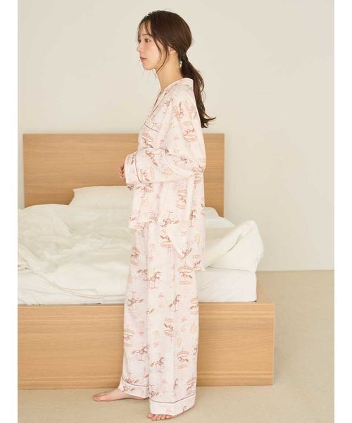 SNIDEL  アイボリー ルームウェア F SNIDEL HOME パジャマ ルームウェア カルーセルプリント開襟シャツ