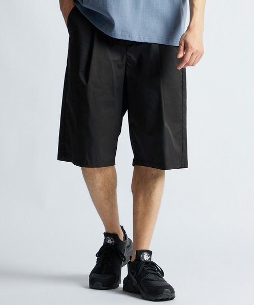 LANVIN en Bleu ハーフパンツ ワイドパンツ パンツ ワンタック ワイド