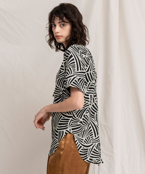 MAISON SPECIAL（メゾンスペシャル） ブラウス シャツ バックオープン