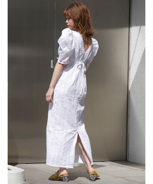 dazzlin コットンタックボリュームショルダーワンピース　Mサイズ　ホワイト dazzlin コットンタックボリュームショルダーワンピース Mサイズ