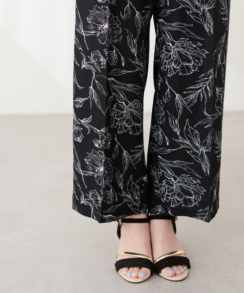 natural couture パンツ ブッチャー線画花柄タックパンツ レディース