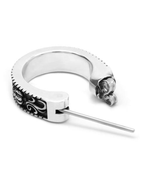 LION HEART（ライオンハート） ピアス “HOWL”クロッシングピアス