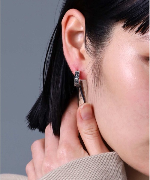 LION HEART（ライオンハート） ピアス “HOWL”クロッシングピアス