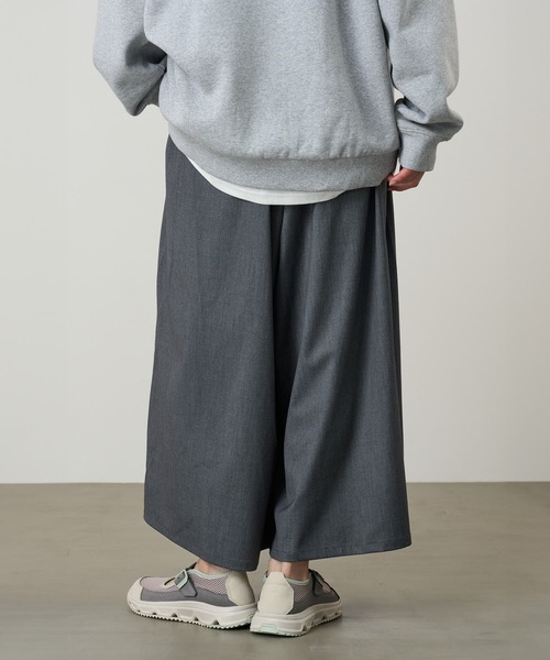 m*d様 GRAMICCI ナイロンフレアパンツ グレー Gramicci（グラミチ） パンツ レディース GRAMICCI STRETCH GABARDINE