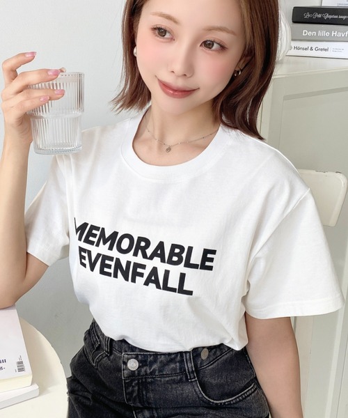 MOMENTEL アートプリント 半袖Tシャツ MOMENTEL アートプリント 半袖Tシャツ