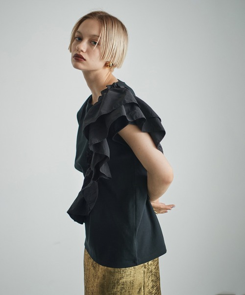 みゆっちママ　美品　ROSE BUD ドッキングフリルカットソー　半袖 ROSE BUD tシャツ ドッキングフリルカットソー レディース